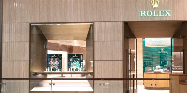 劳力士表带太紧处理方法